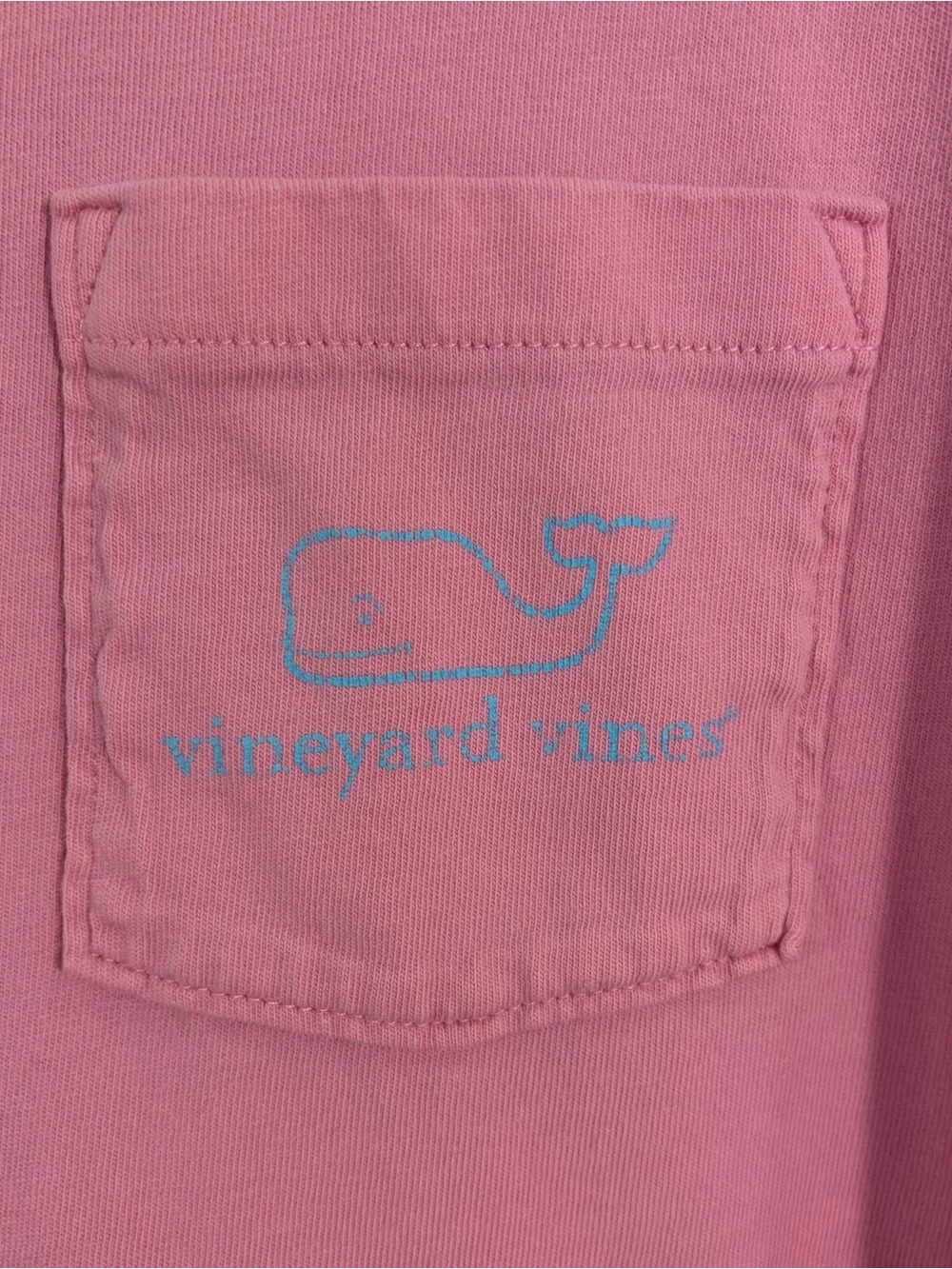 Vineyard Vines 100% Cotton Unisex LongSleeve Pocket Tee Signature Whale Logo (M) - Picture 4 of 8